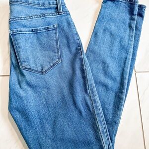 Old Navy High Rise Women's Skinny Jeans in Blue